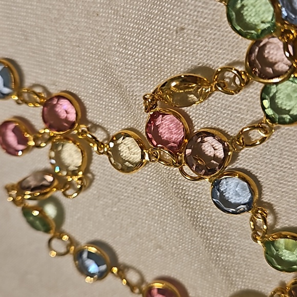 Rafaelian Gold Facet Multi Color Round Australian Crystal Bezel Station Necklace - Picture 2 of 5